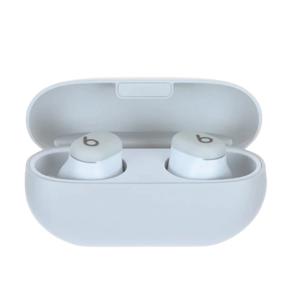 Beats Solo Storm Gray Wireless Earbuds - Picture 4 of 9